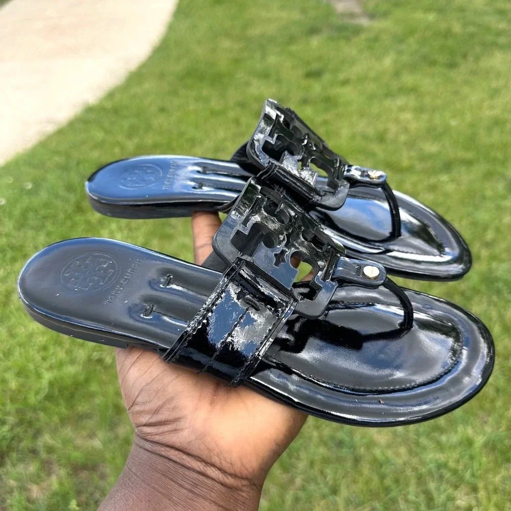 Tory Burch Miller Women's Patent Leather Logo Thong Sandals Slides Size 7 Black